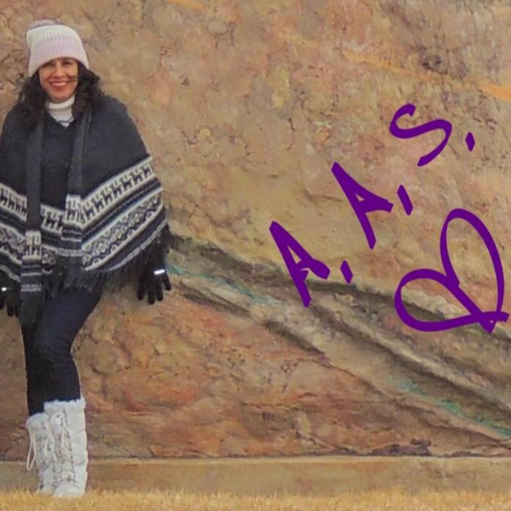 Meet your Posher, Gina